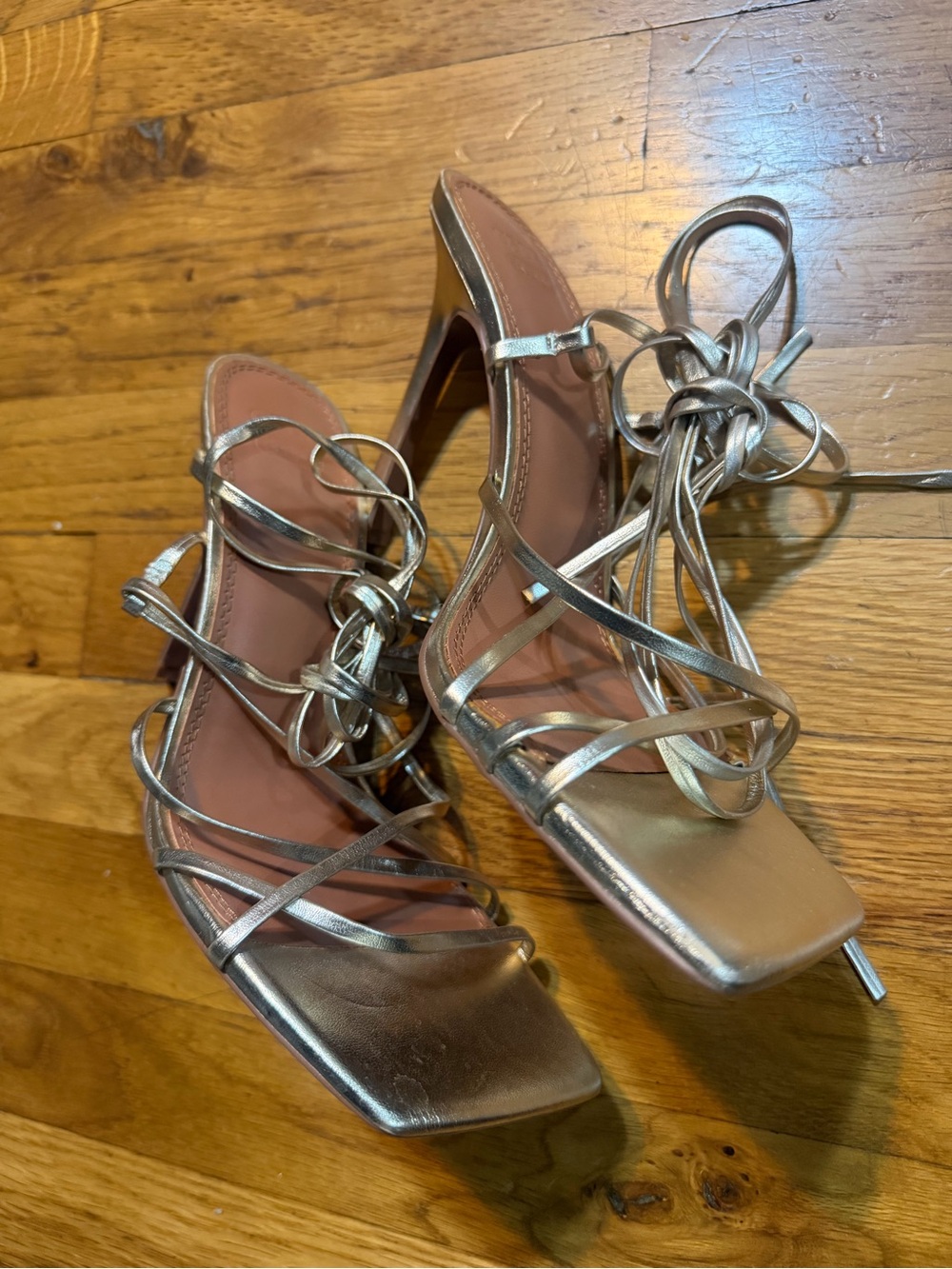 ✨ ASOS Design Gold Metallic Lace-Up Heels ✨ - Picture 3 of 5